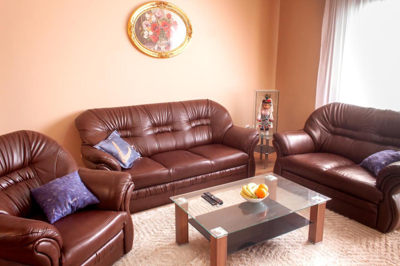 Apartment Juric Kaštel Novi Dış mekan fotoğraf
