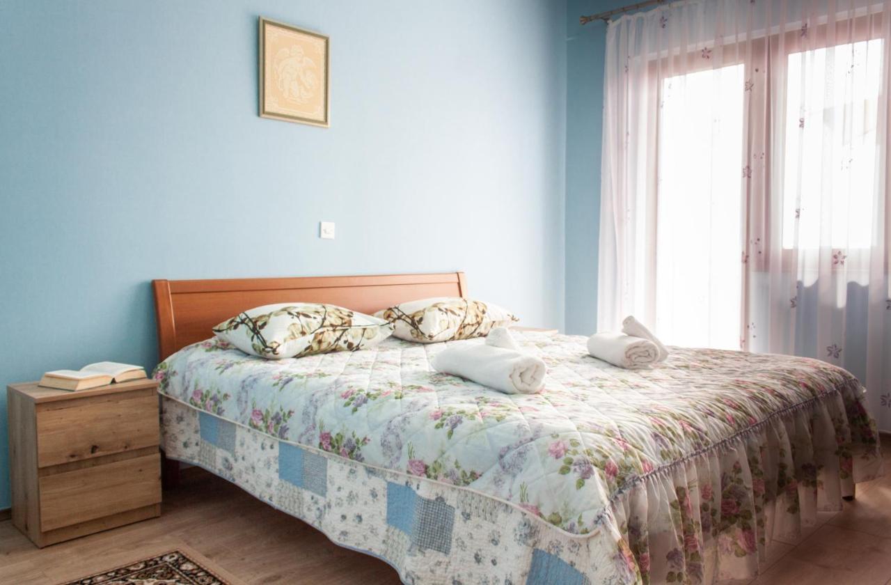 Apartment Juric Kaštel Novi Dış mekan fotoğraf