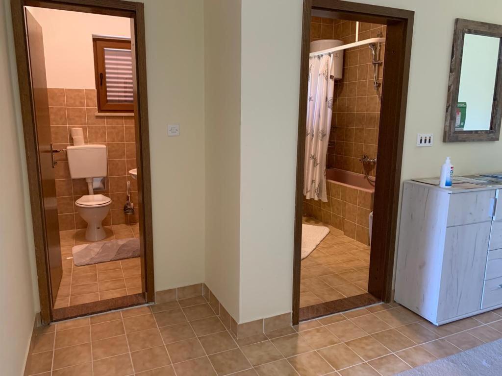 Apartment Juric Kaštel Novi Dış mekan fotoğraf